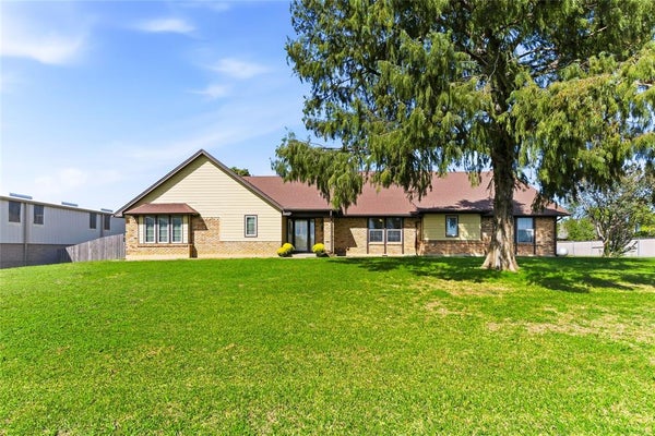 910 W HIGHWAY 67, ALVARADO, TX 76009 - Image 34f791f8e9bd67102ec3d2d8bf7325d2/1871777452