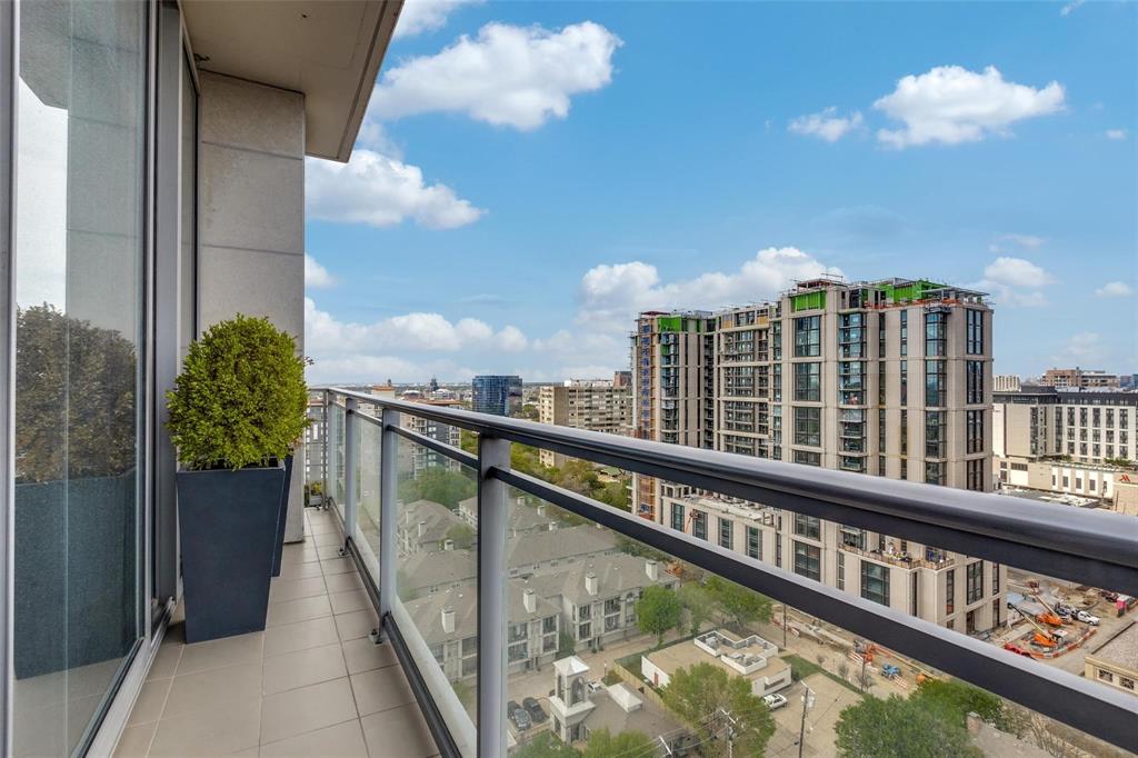 Azure - Residential Lease