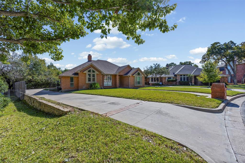 5306 High Trail Court