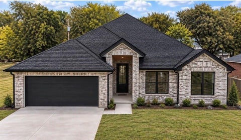 Photo of 515 Berke Street, Newark, TX 76071 (MLS # 21391290)