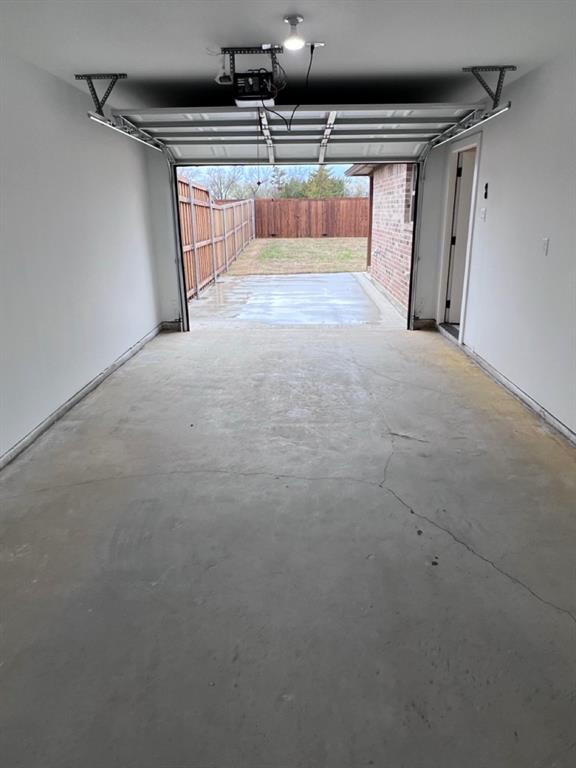 Friends Own Decoy Ests - Residential Lease