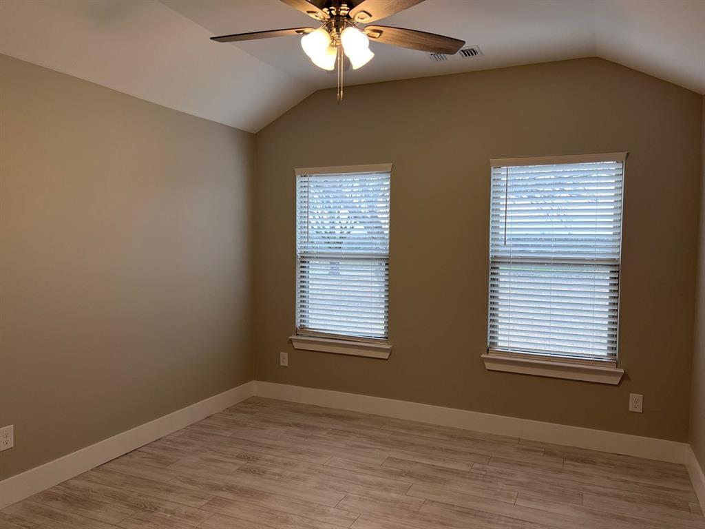 Friends Own Decoy Ests - Residential Lease