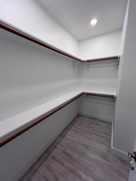 Friends Own Decoy Ests - Residential Lease