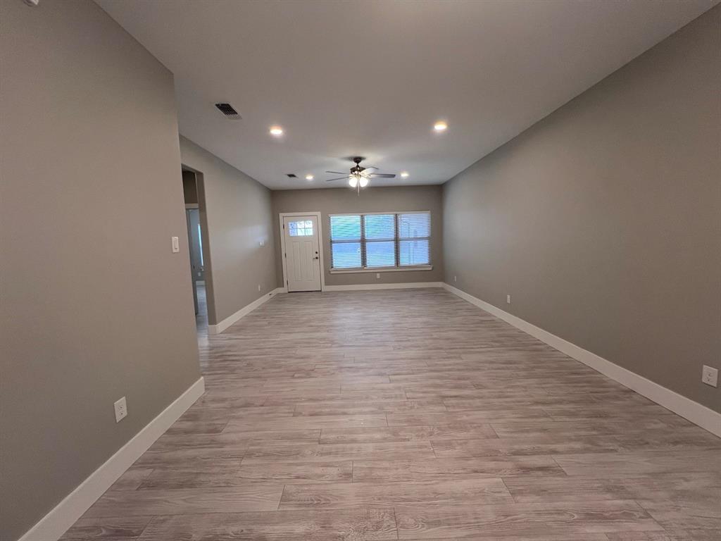 Friends Own Decoy Ests - Residential Lease