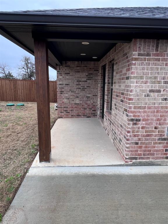 Friends Own Decoy Ests - Residential Lease