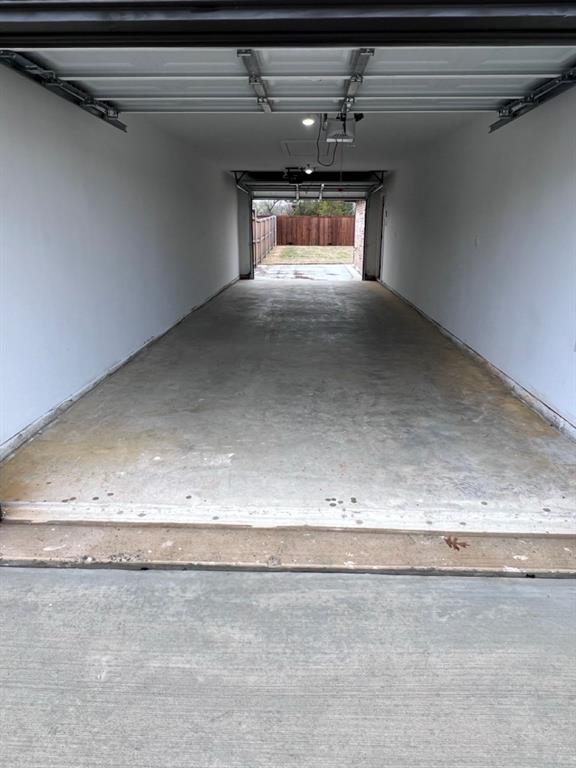 Friends Own Decoy Ests - Residential Lease