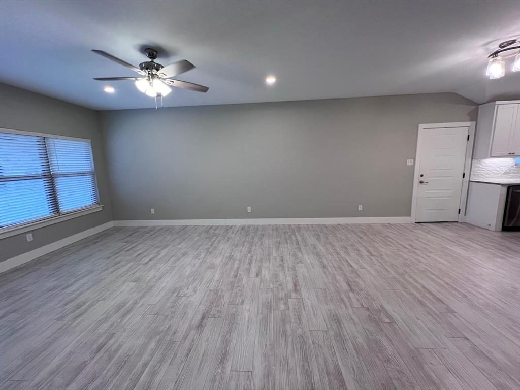 Friends Own Decoy Ests - Residential Lease