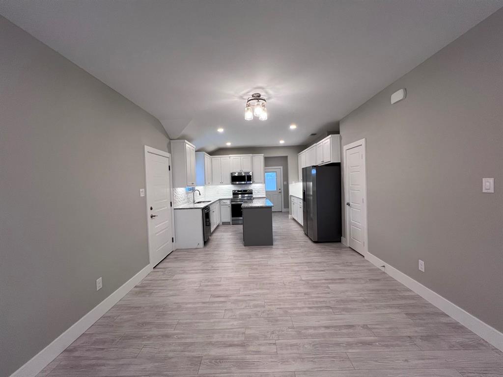 Friends Own Decoy Ests - Residential Lease