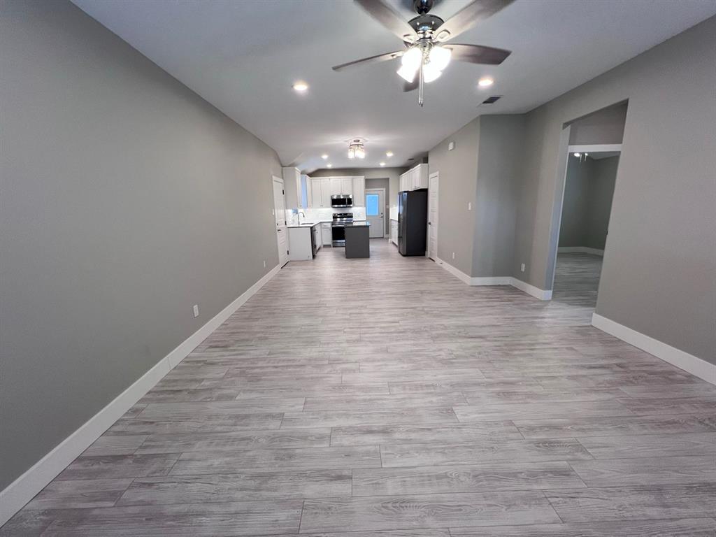 Friends Own Decoy Ests - Residential Lease