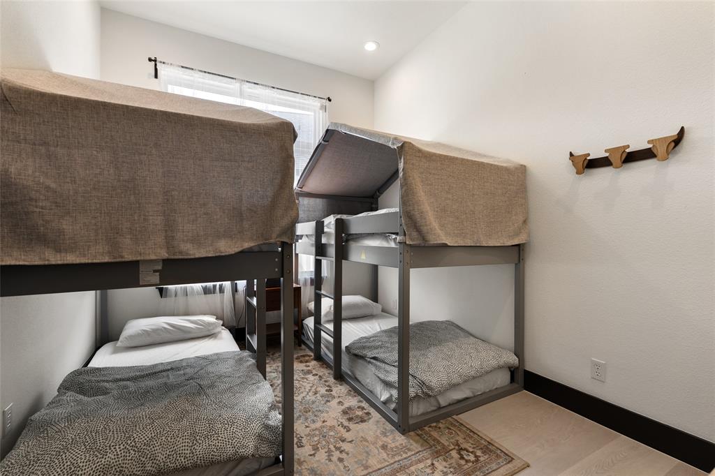 TREASURE ISLE ESTS - Residential