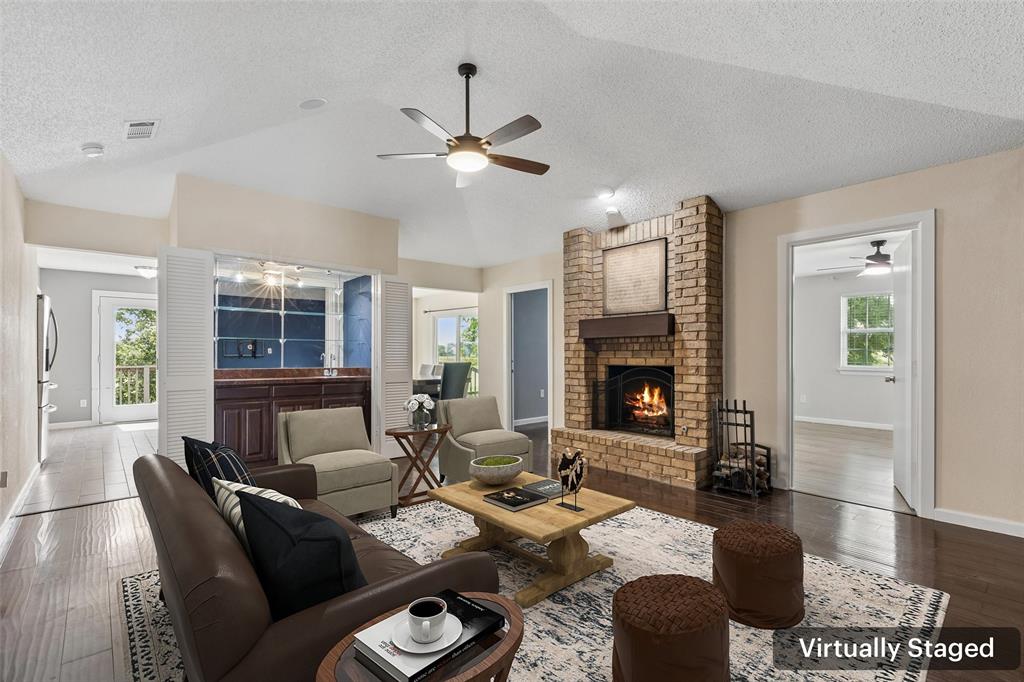801 Country Club Place