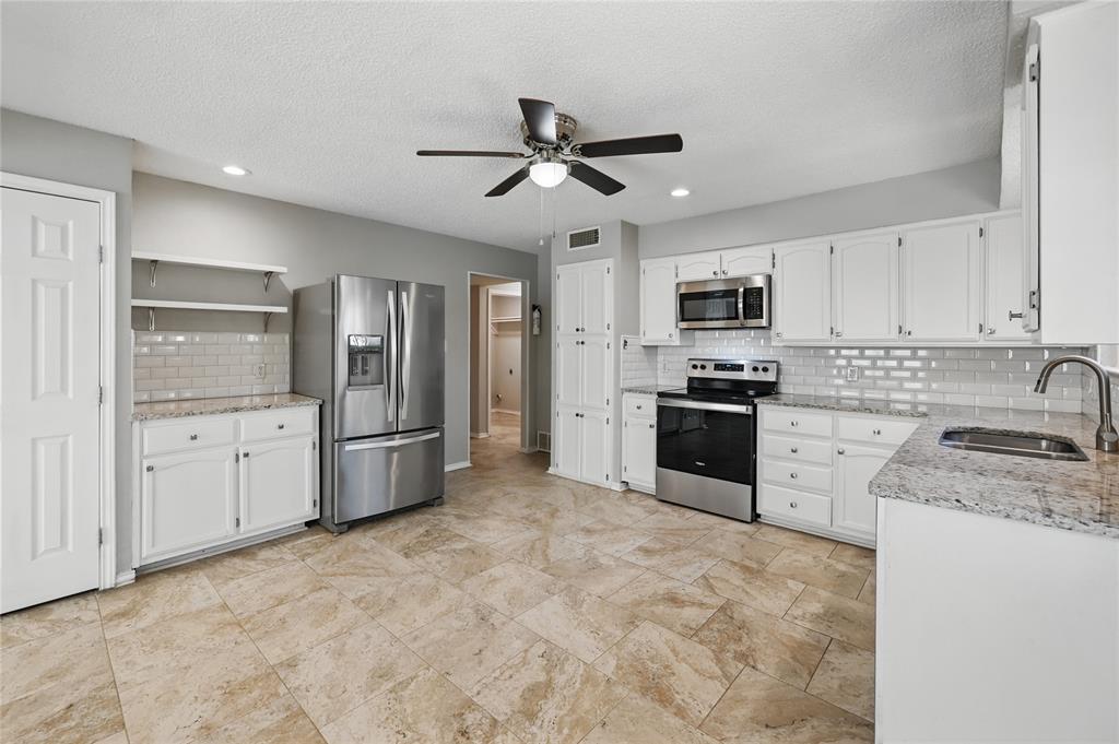 Arlington, Texas 76017, United States, 4 Bedrooms Bedrooms, ,2 BathroomsBathrooms,Residential,Active,95016