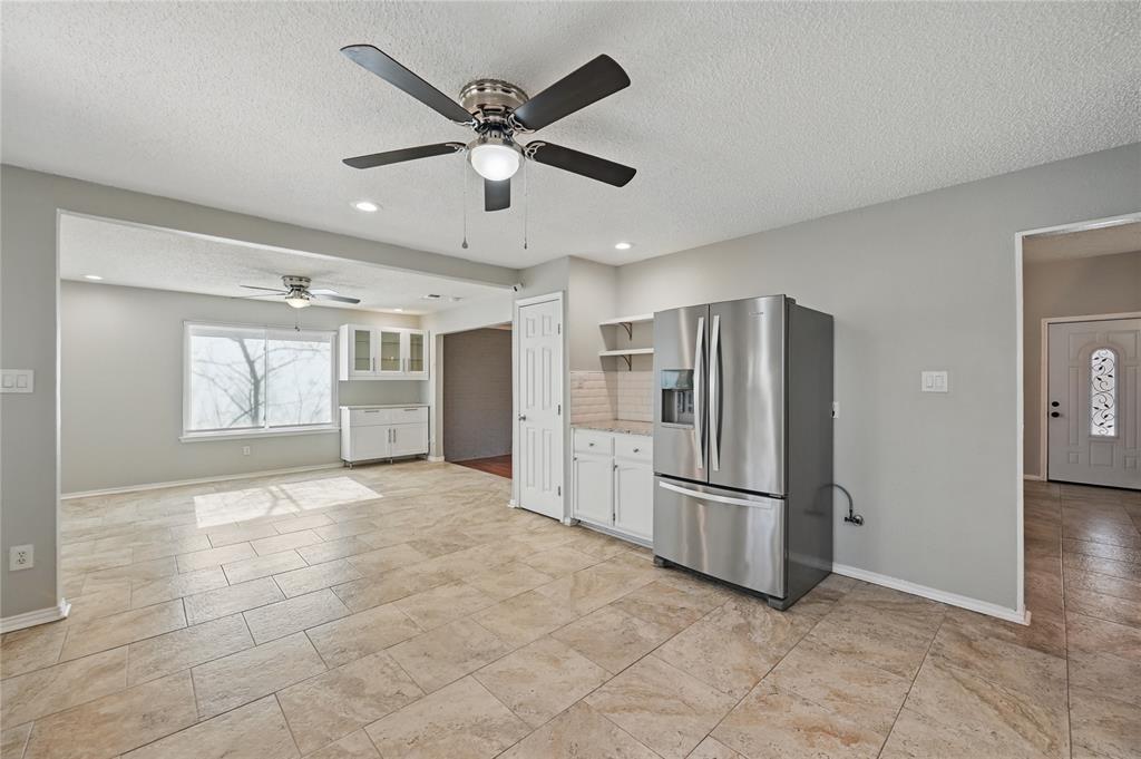 Arlington, Texas 76017, United States, 4 Bedrooms Bedrooms, ,2 BathroomsBathrooms,Residential,Active,95016