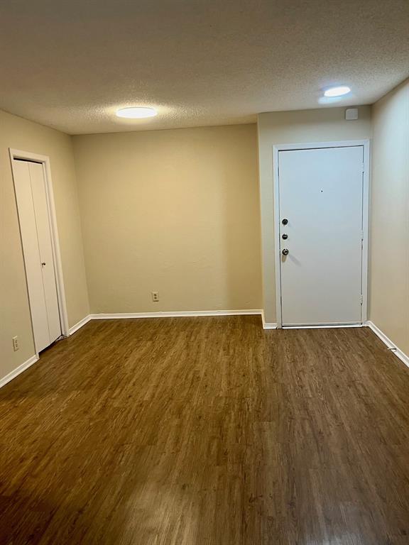 Dallas, Texas 75219, United States, 2 Bedrooms Bedrooms, ,1 BathroomBathrooms,Residential,Active,205387