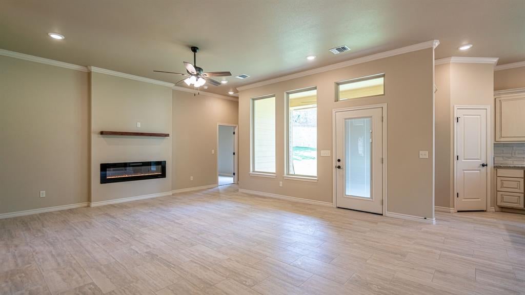 2714 Austin Drive