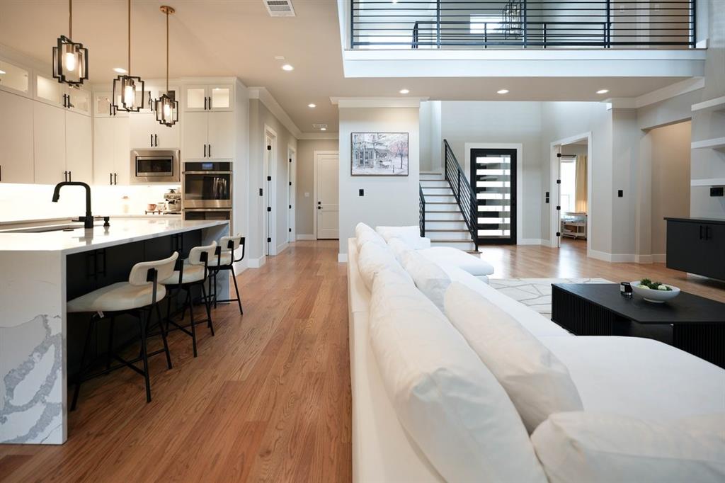 Fresh Meadows Estates - Residential