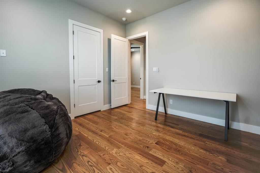 Fresh Meadows Estates - Residential