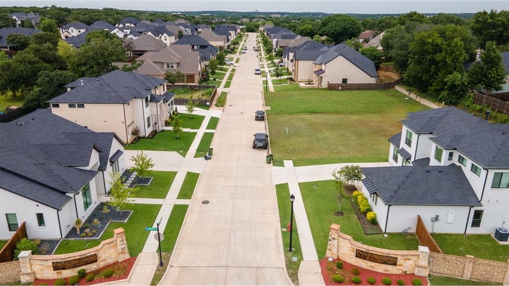 Fresh Meadows Estates - Residential