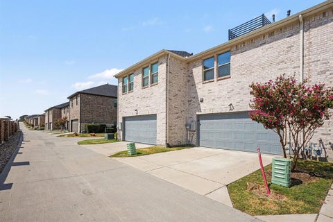 Tiny photo for 204 Venice Avenue, Flower Mound, TX 75028 (MLS # 21394881)