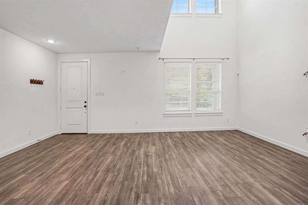 204 Venice Avenue