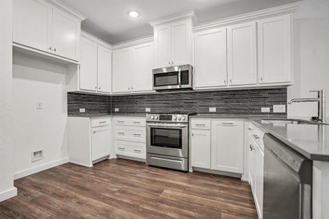 Tiny photo for 204 Venice Avenue, Flower Mound, TX 75028 (MLS # 21394881)