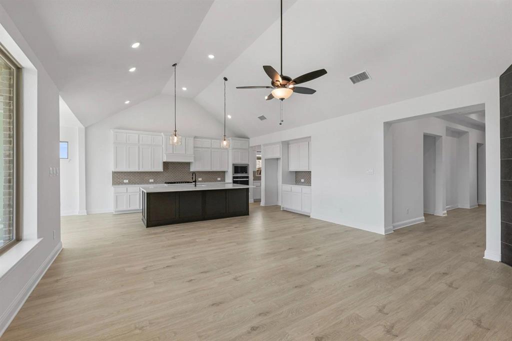 2331 Miranda Lane