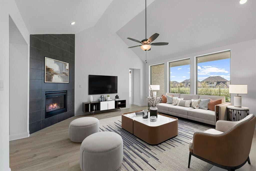 2331 Miranda Lane