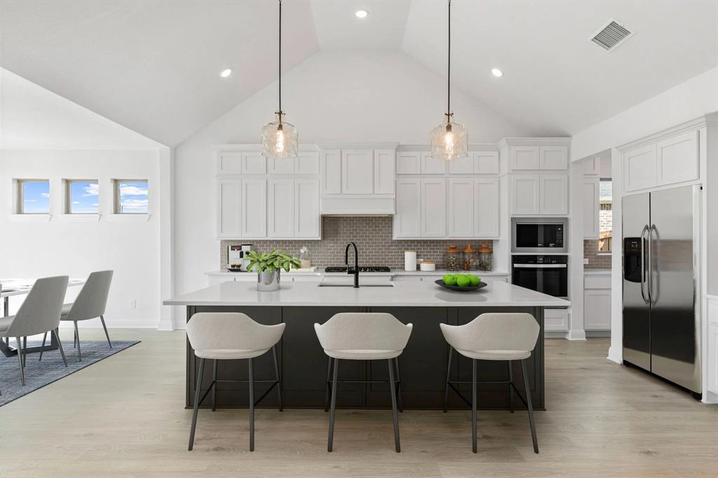 2331 Miranda Lane