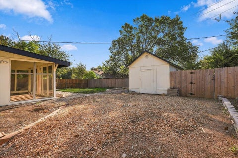 Tiny photo for 904 Dayton Road, Mansfield, TX 76063 (MLS # 21394392)