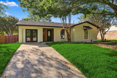 Tiny photo for 904 Dayton Road, Mansfield, TX 76063 (MLS # 21394392)
