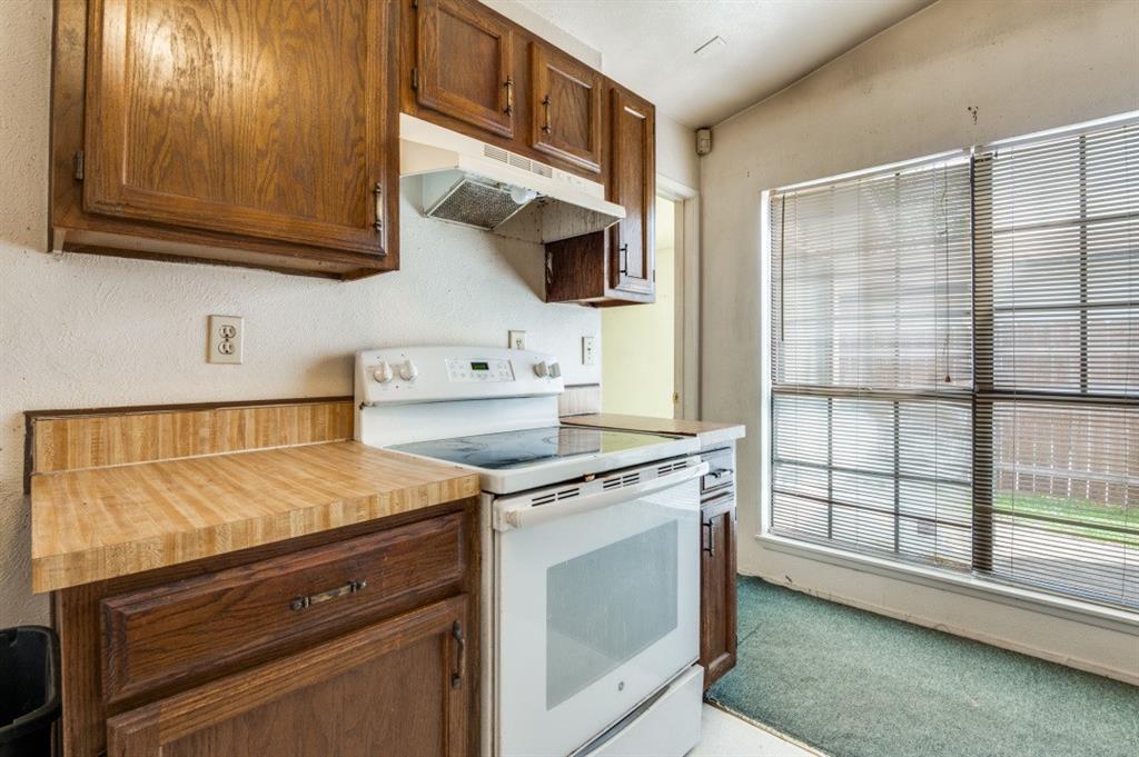 Woods 12 - Residential