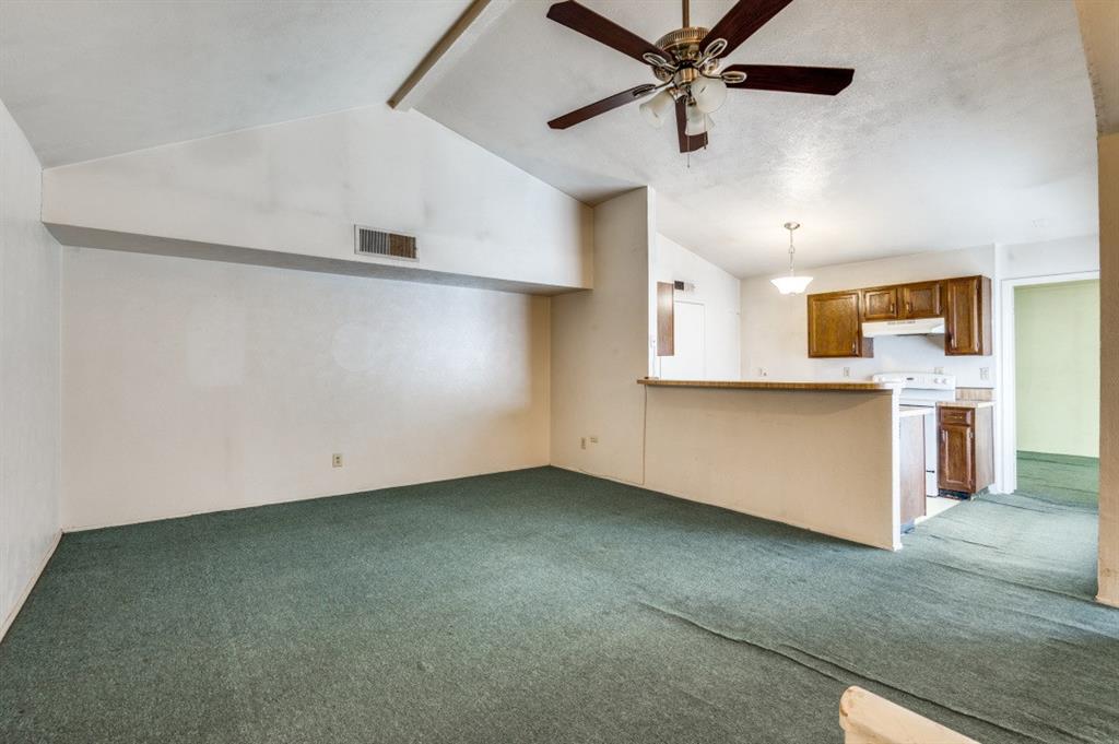 Woods 12 - Residential