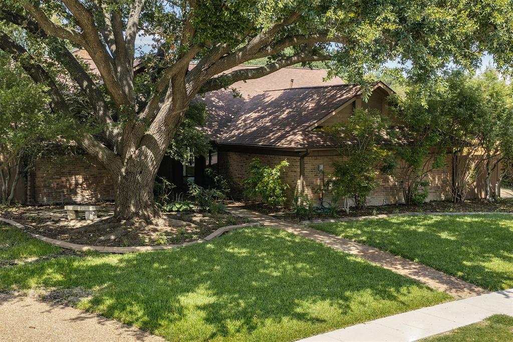 2428 Trellis Lane