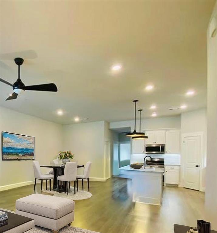 615 Cloverleaf Drive