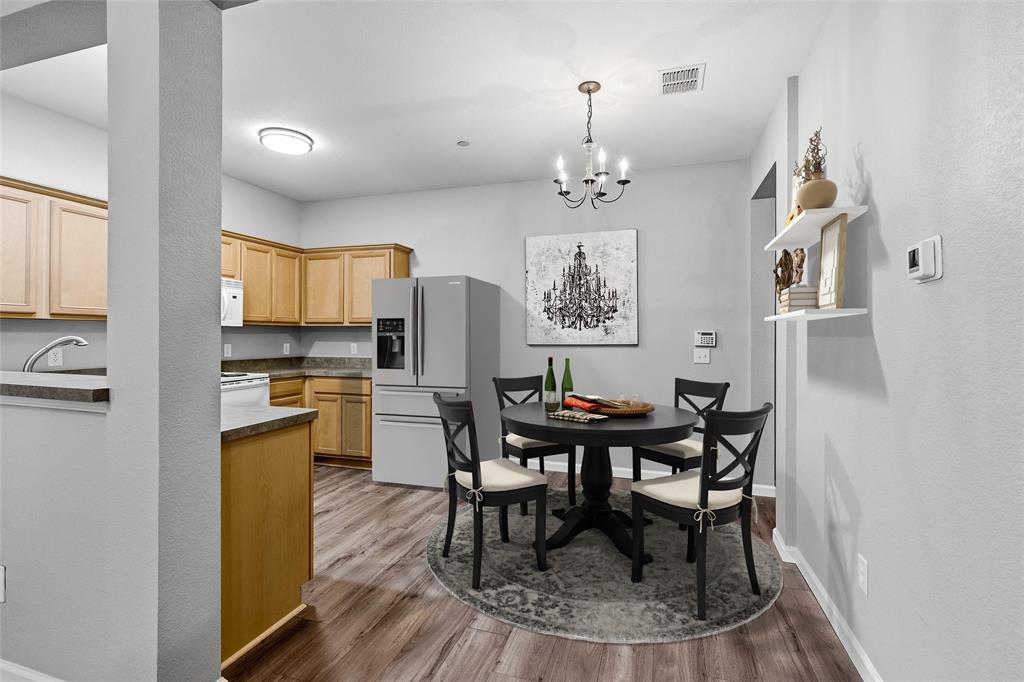 Pasquinellis Village On The Green - Residential