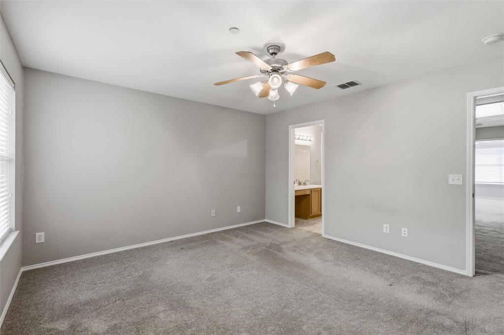 Pasquinellis Village On The Green - Residential