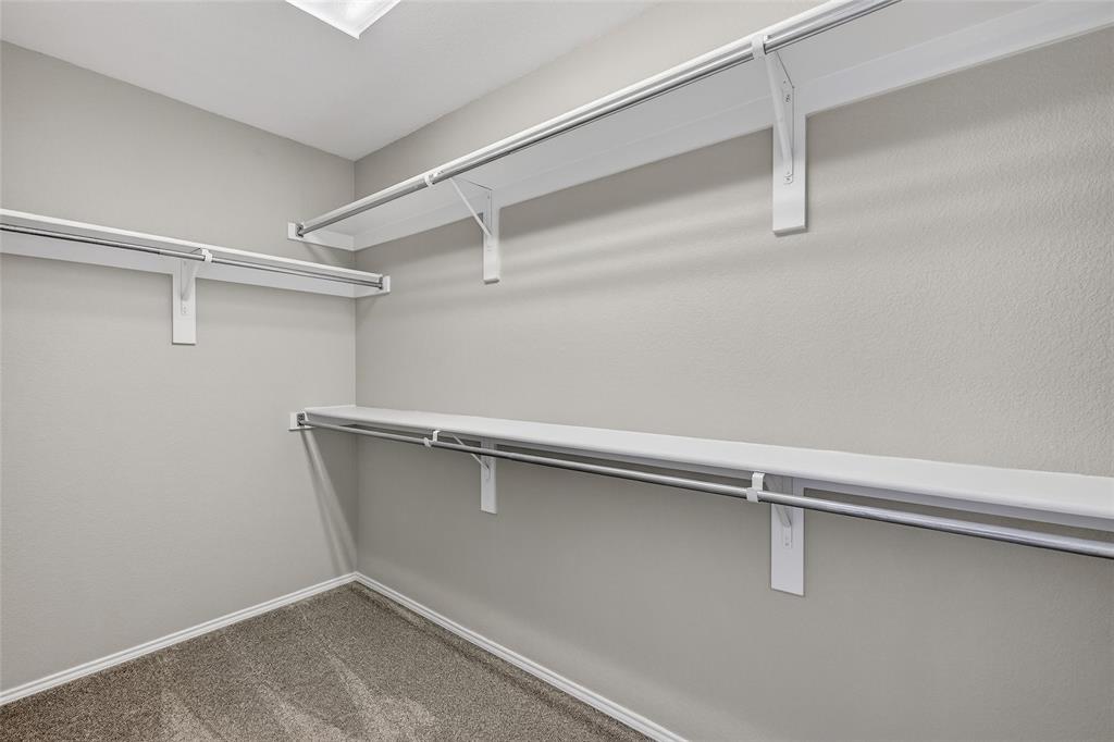 Pasquinellis Village On The Green - Residential