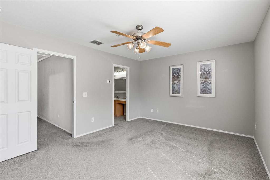 Pasquinellis Village On The Green - Residential