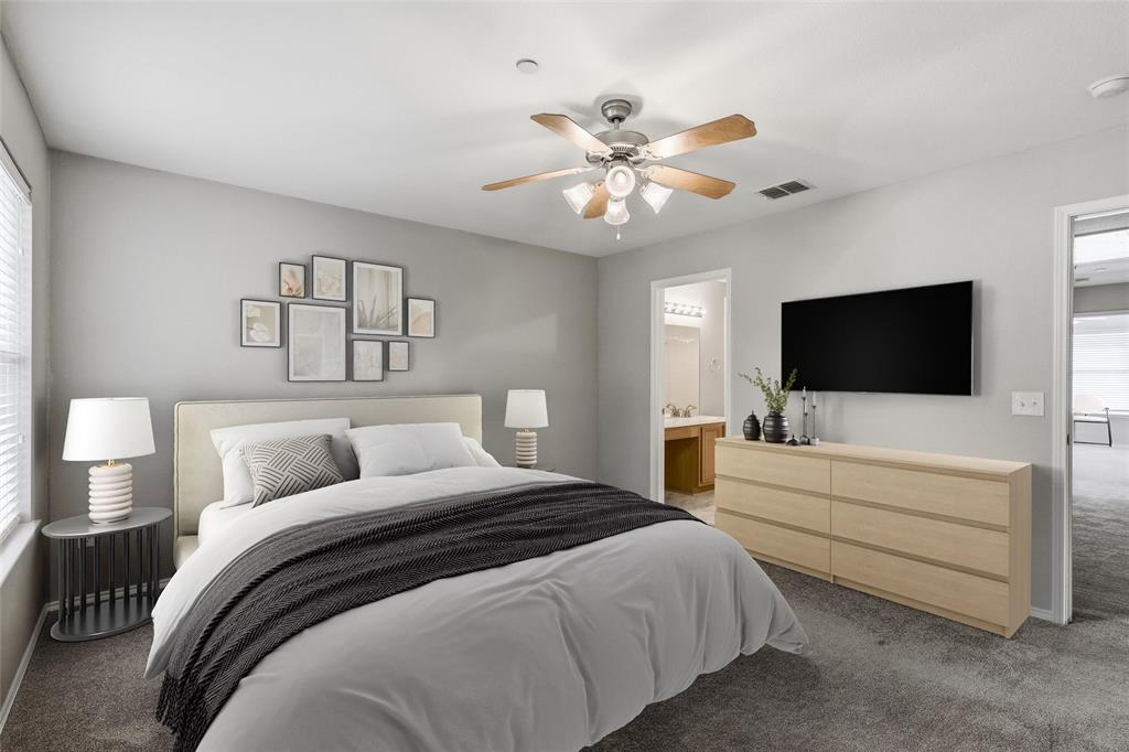 Pasquinellis Village On The Green - Residential