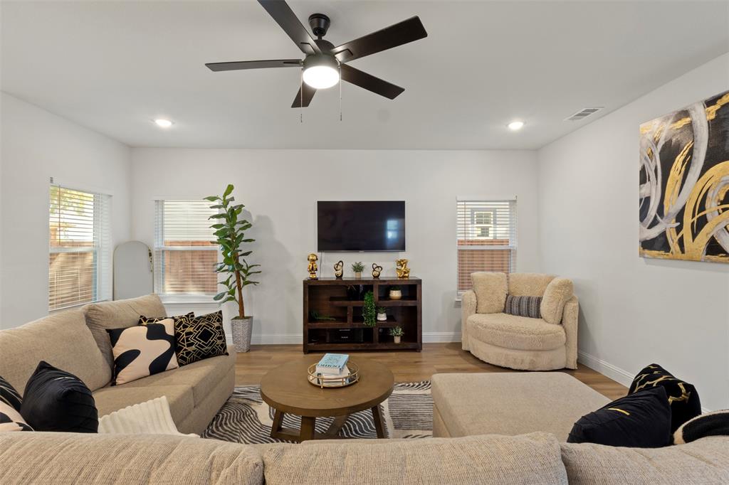 Juarez Heights - Residential