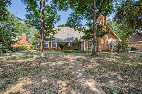 A home in Lewisville