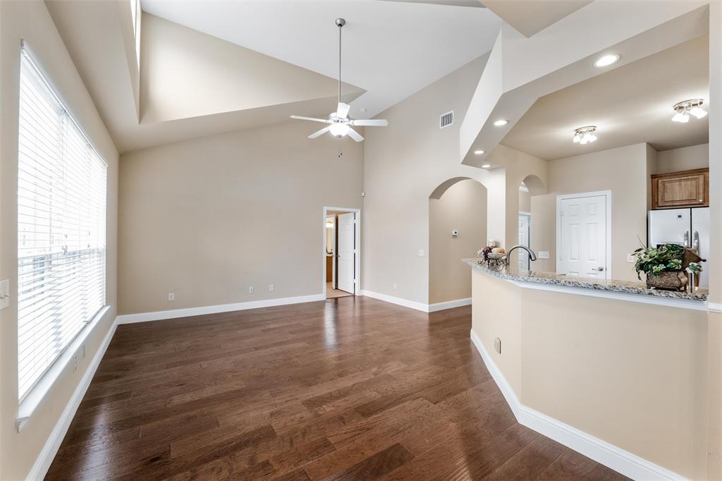 McKinney, Texas 75069, United States, 2 Bedrooms Bedrooms, ,2 BathroomsBathrooms,Residential,Pending,11912