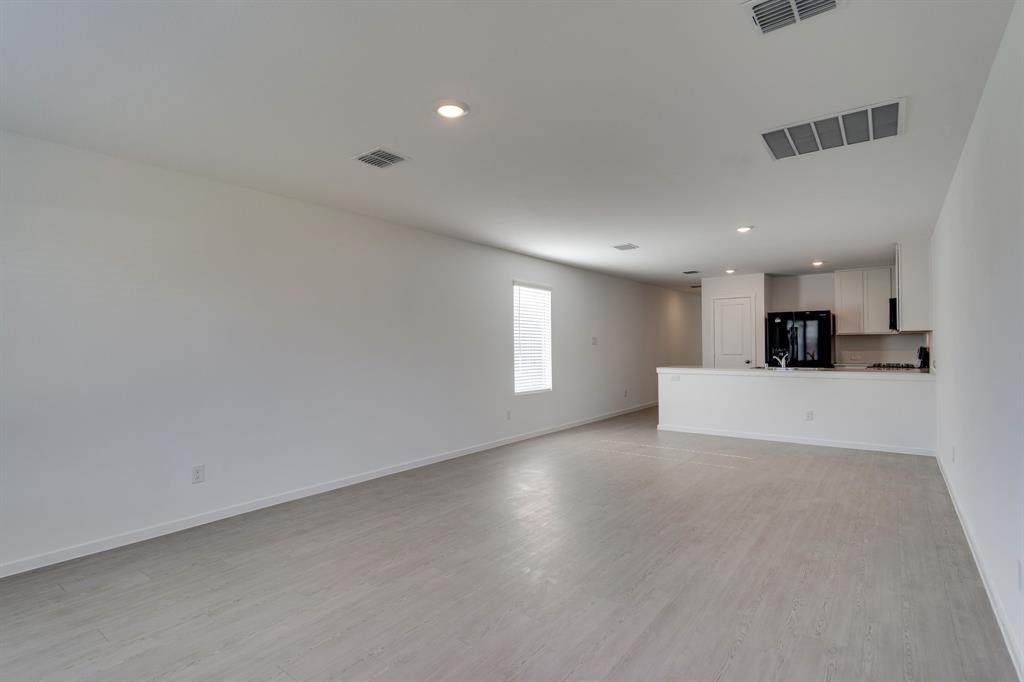 Foree Ranch Ph 3 - Residential Lease