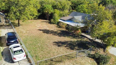 1701 Flanders Street Dallas TX 75208