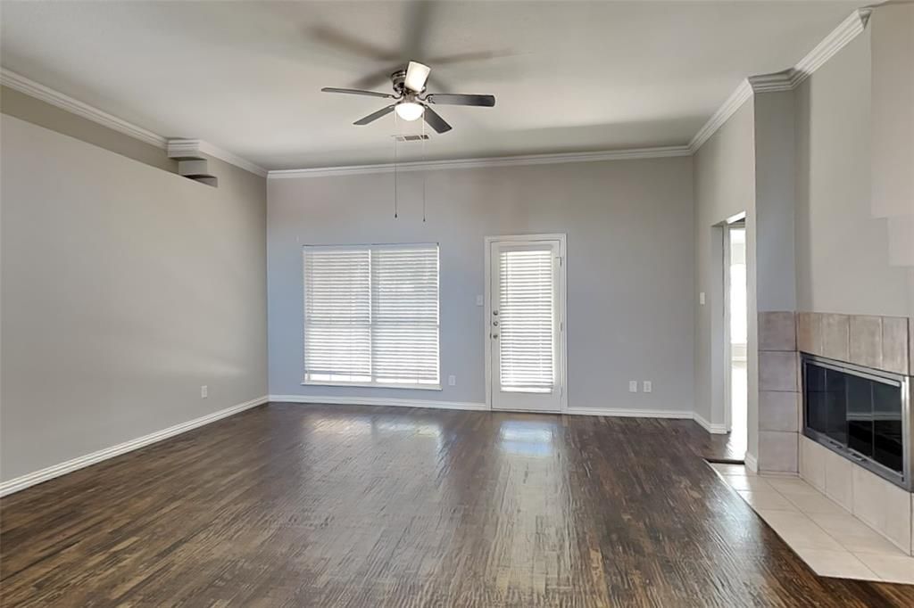 Photo of 1504 New Haven Drive, Mansfield, TX 76063 (MLS # 21215379)
