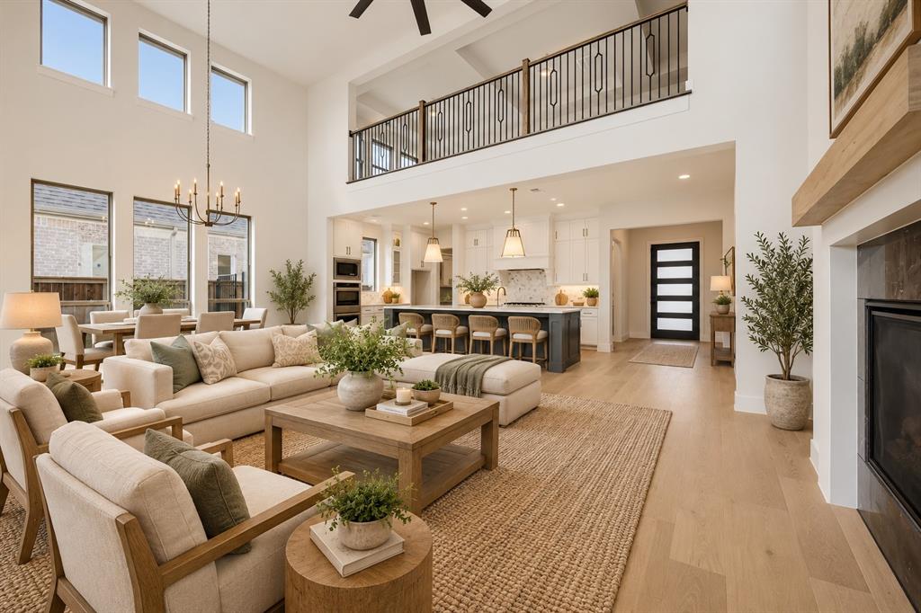 1317 Naples Court