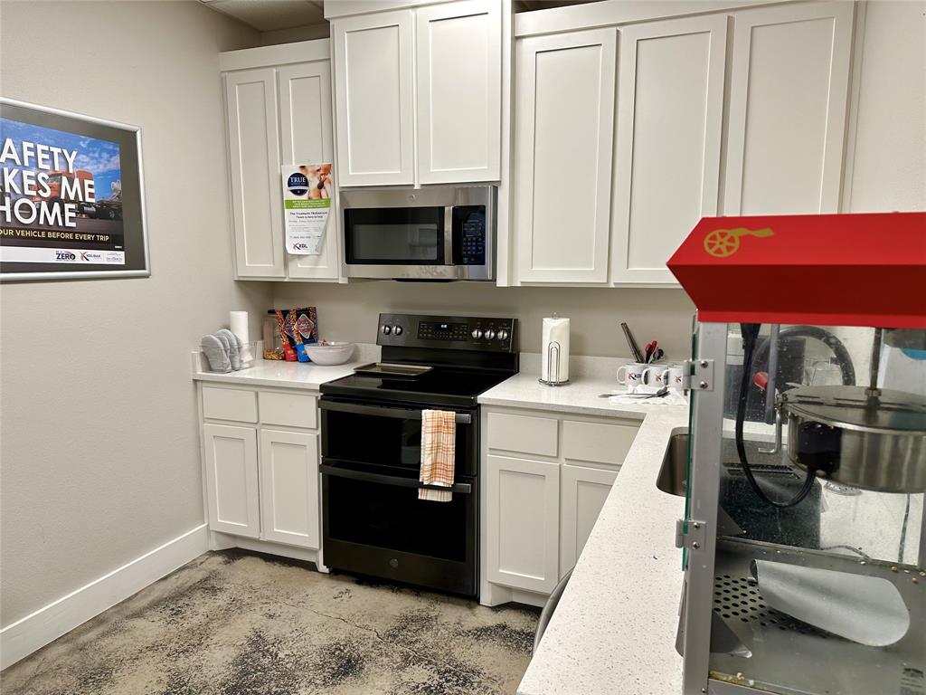 Greenlee Bus Park - Commercial Sale