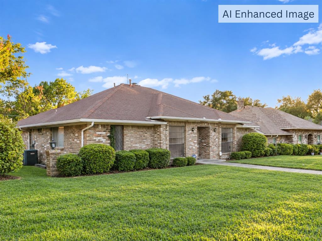 5818 Winding Woods Trail