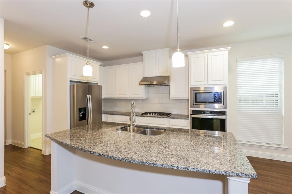 Castle Hills Realm West Add - Residential Lease