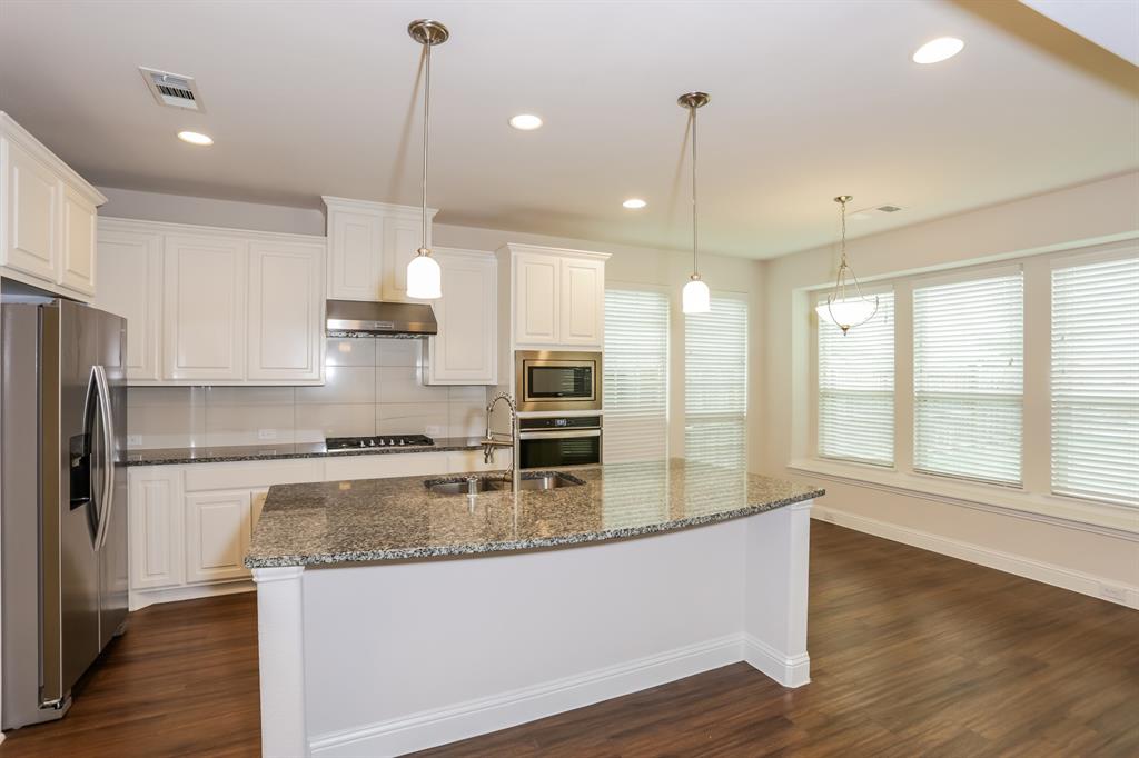 Castle Hills Realm West Add - Residential Lease